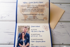 kék útlevél esküvői meghívó belső